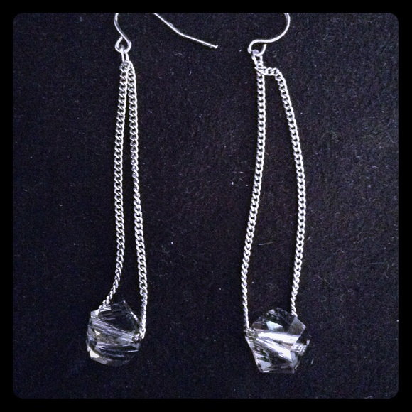 Vintage Jewelry - Smokey stone dangling earrings